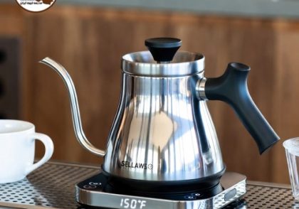 کتری قهوه دمی (Gooseneck Kettle) چیست؟ | راهنمای کامل انتخاب بهترین کتری 