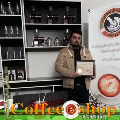 رضا نیاشیان