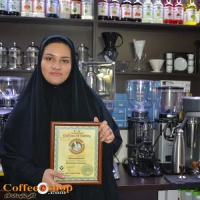 مریم زنده دل
