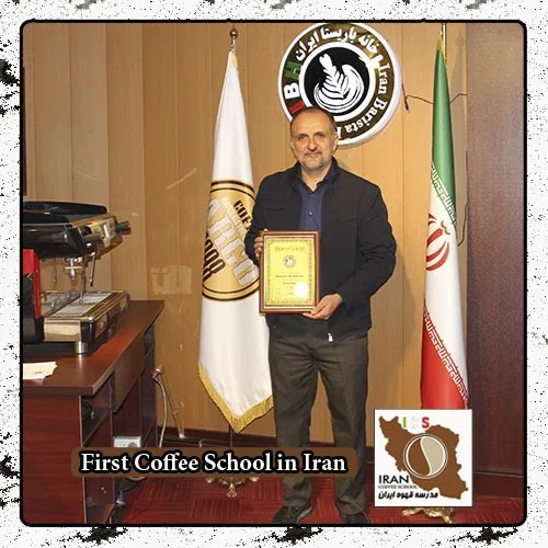 اکبر ایثارگر