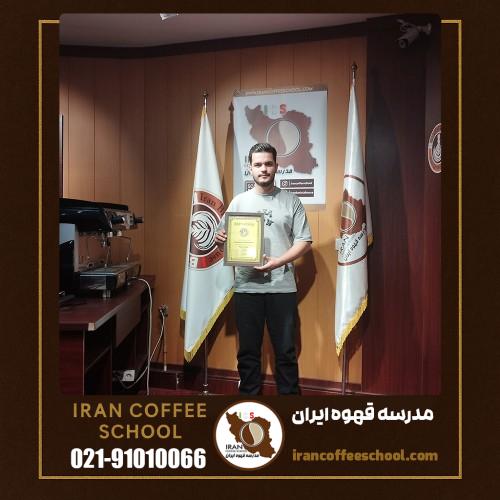 رضا وطن دوست