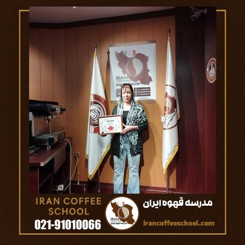 پوراندخت عزیزی